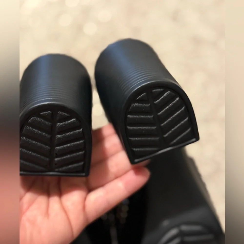 New black crystal sandals size 10‎ US 41 Uk